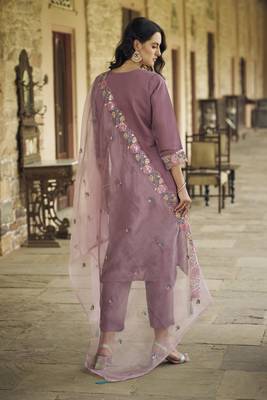  women kurta and pant sets viscos roman silk fabric 2
