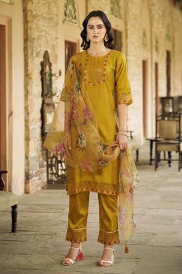  women kurta and pant sets cotton silk fabric 1