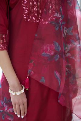  women kurta and pant sets cotton silk fabric 4