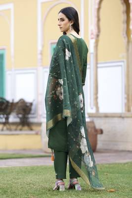  women kurta and pant sets  viscos roman silk fabric 2