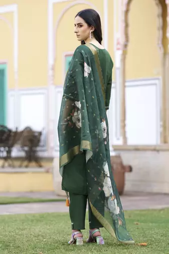  women kurta and pant sets  viscos roman silk fabric