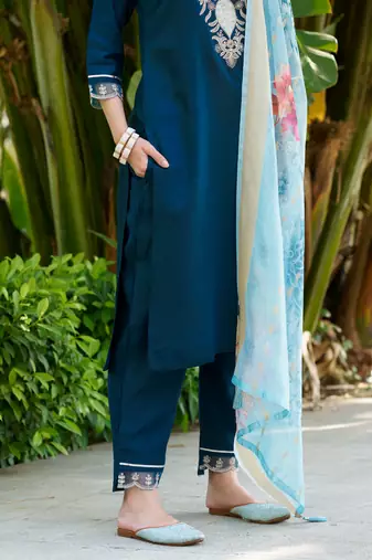  women kurta and pant viscose rayon fabric