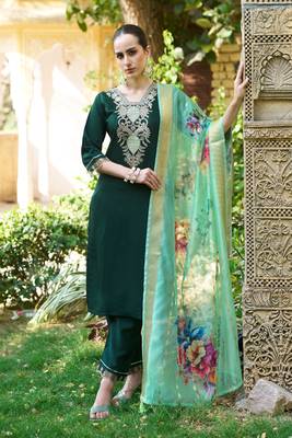  women kurta and pant viscose rayon fabric 1