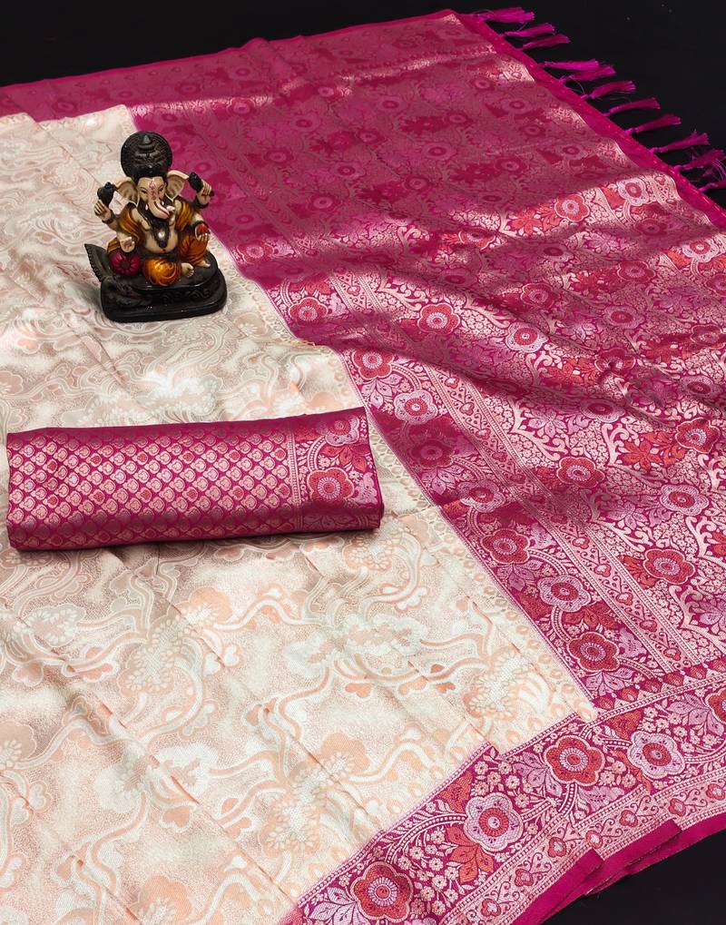 Koram Off White Kanjivaram Soft Silk Weaving Borders Havy Design Saree With Blouse For Women