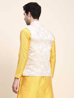 Aany's culture men's nehru jacket with digital print in cotton blend fabric 2