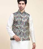 Aany's culture men's nehru jacket with digital print in cotton blend fabric