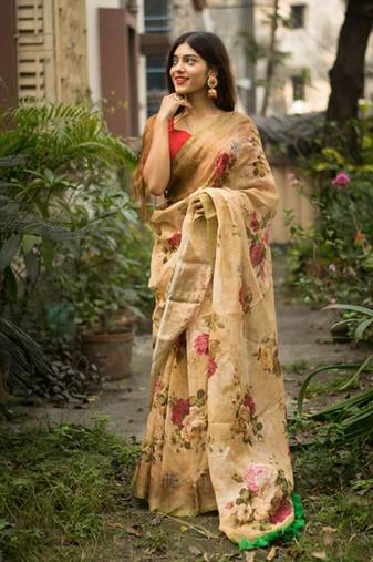 Beige Digital Printed Munnar Slub Designer Saree With Blouse