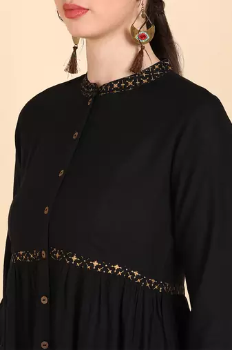 women black viscose rayon solid anarkali kurta