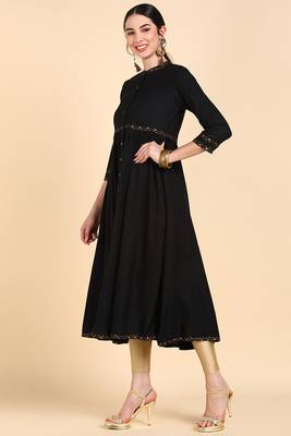 women black viscose rayon solid anarkali kurta 3