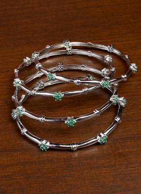 Silver Plated Emerald Embellished Designer Bangles BD693 1