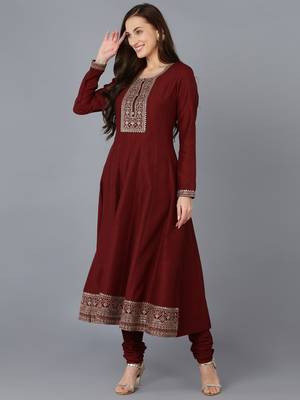 maroon embroidered silk blend styles women's kurta trousers with dupatta 3