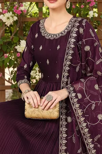 magenta embroidered silk blend styles women's kurta trousers with dupatta