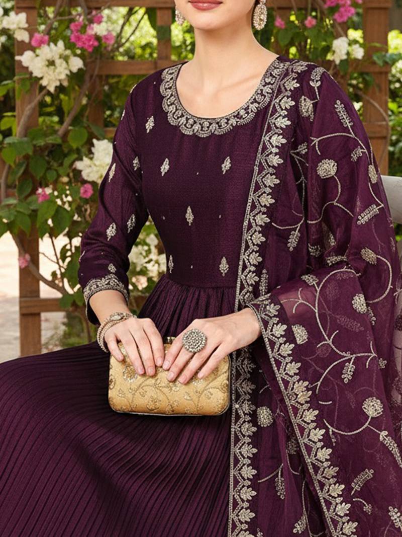 magenta embroidered silk blend styles women's kurta trousers with dupatta