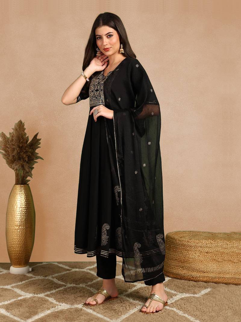 black yoke design silk blend styles women's kurta trousers with dupatta