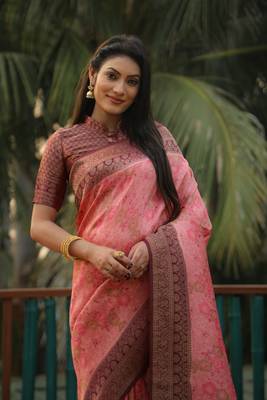 Koram Pink Kanjivaram Soft Silk Weaving Borders Havy Design Saree With Blouse For Women 4
