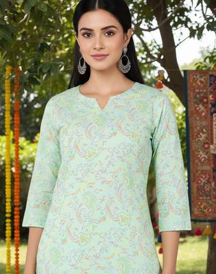 women sea green cotton kalamkari printed straight kurta 2
