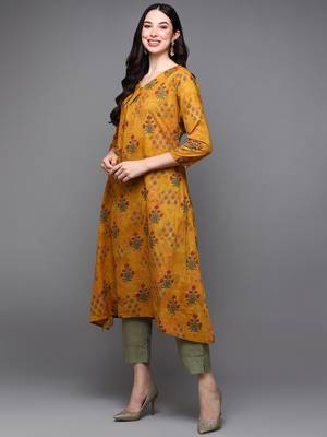 women mustard cotton blend floral printed a-line kurta 3