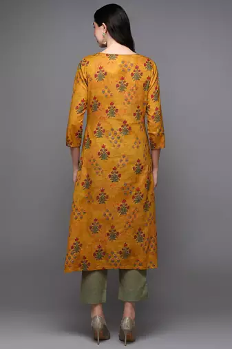 women mustard cotton blend floral printed a-line kurta