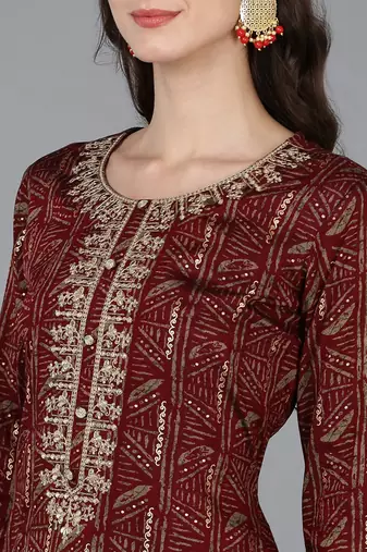 women maroon silk blend ethnic motifs embroidered straight kurta