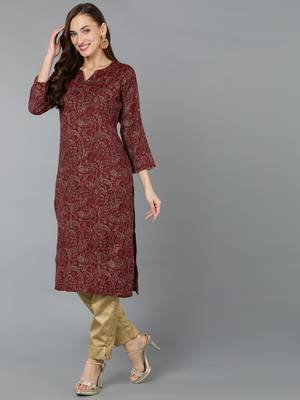 women maroon silk blend paisley printed straight kurta 3