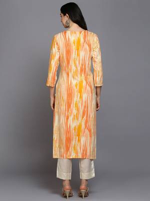 women cream viscose rayon abstract embroidered straight kurta 4