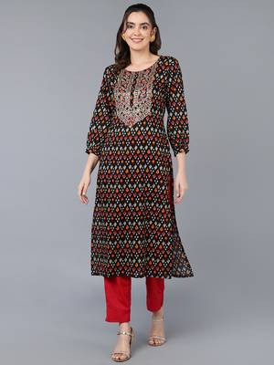 women black cotton ethnic motifs embroidered straight kurta 1