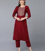 women maroon silk blend solid embroidered straight kurta