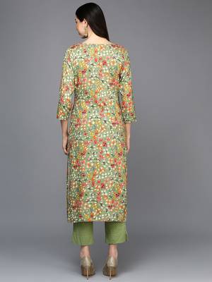 women green viscose rayon floral printed straight kurta 4