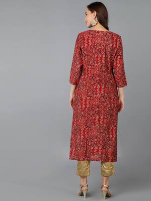 women red silk blend ethnic motifs embroidered straight kurta 4