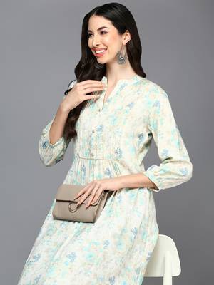 women off white cotton blend floral printed a-line kurta 2