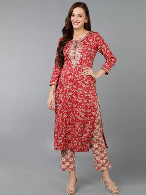 women red silk blend floral embroidered straight kurta 1