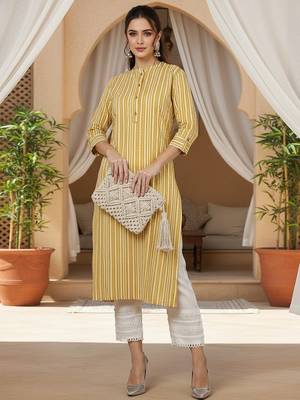 women mustard cotton striped printed straight kurta 1