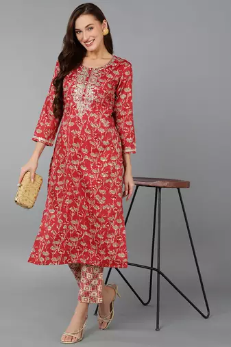 women red silk blend floral embroidered straight kurta