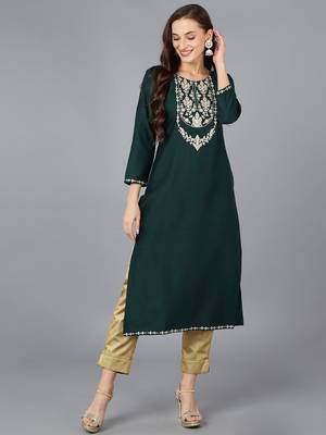 women green silk blend solid embroidered straight kurta 1