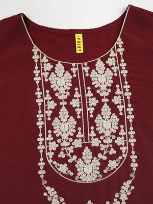 women maroon silk blend solid embroidered straight kurta 2