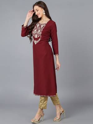 women maroon silk blend solid embroidered straight kurta 3