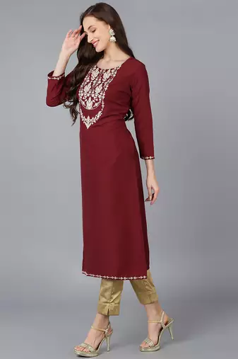 women maroon silk blend solid embroidered straight kurta