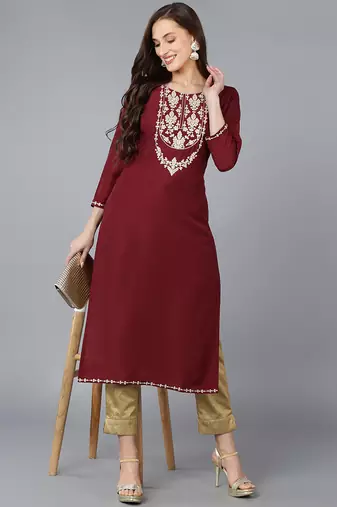 women maroon silk blend solid embroidered straight kurta