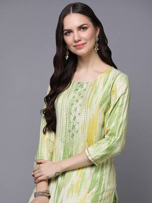 women cream viscose rayon abstract embroidered straight kurta 2