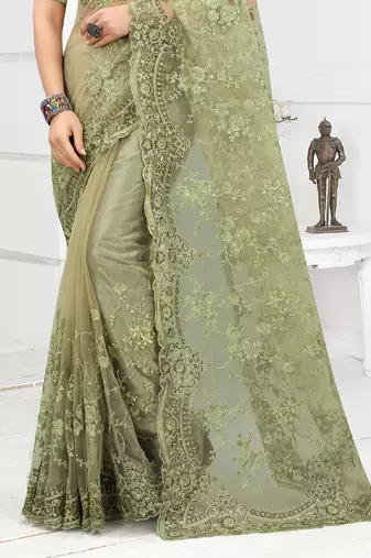 Embroidered Net Scalloped Green Saree With Matching Blouse Piece