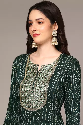 women green viscose rayon bandhani embroidered straight kurta