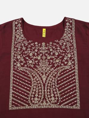 women maroon silk blend solid embroidered straight kurta 2