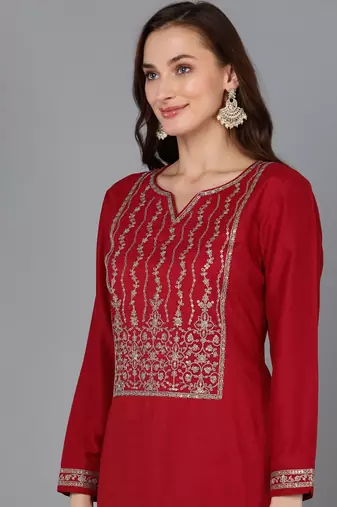 women red silk blend solid embroidered straight kurta