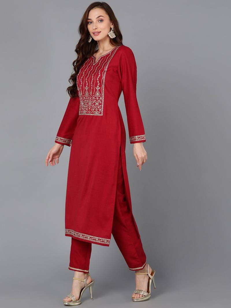 women red silk blend solid embroidered straight kurta