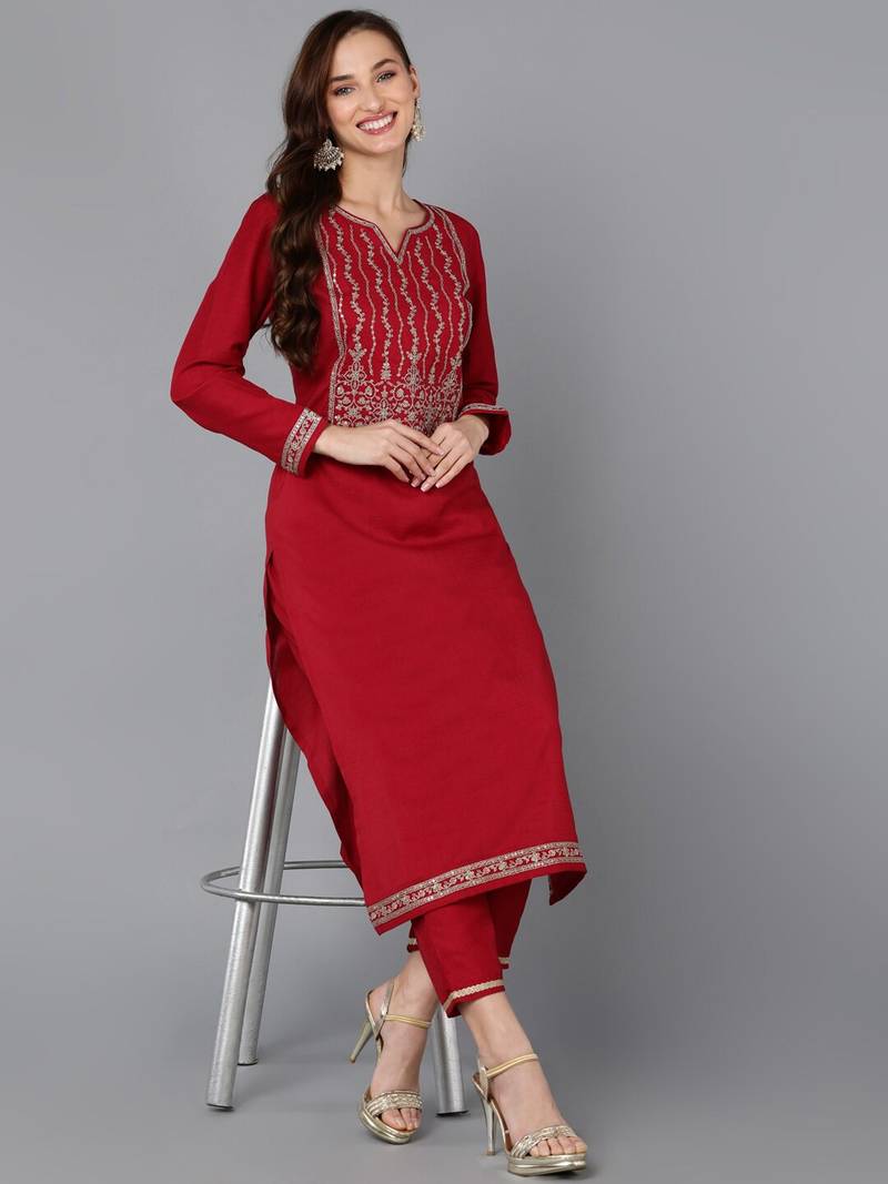 women red silk blend solid embroidered straight kurta
