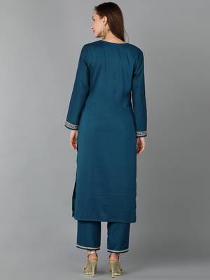 women teal silk blend solid embroidered straight kurta 4