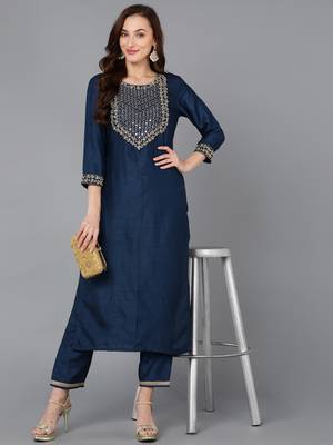 women navy blue silk blend solid embroidered straight kurta 5