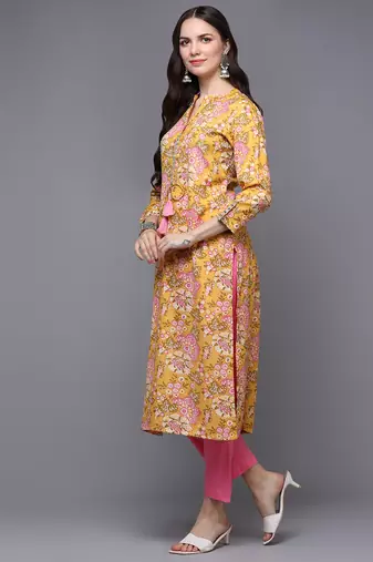 women yellow cotton blend floral printed straight kurta