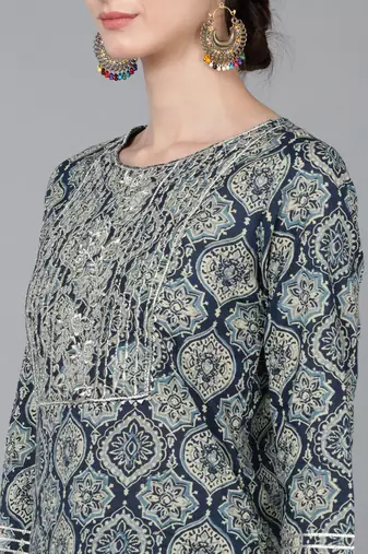 women teal cotton kalamkari embroidered straight kurta