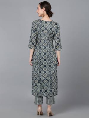 women teal cotton kalamkari embroidered straight kurta 4
